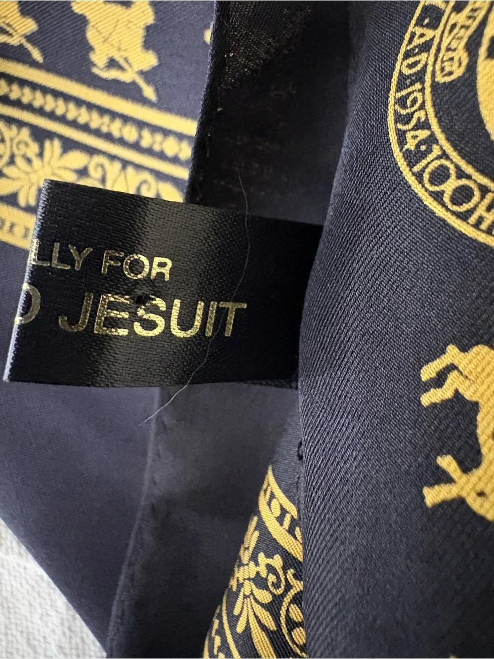 McQuaid Jesuit High School 100% Silk Commemorative Scarf Black Gold Vintage